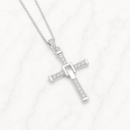 Collar religioso cruz de Toretto