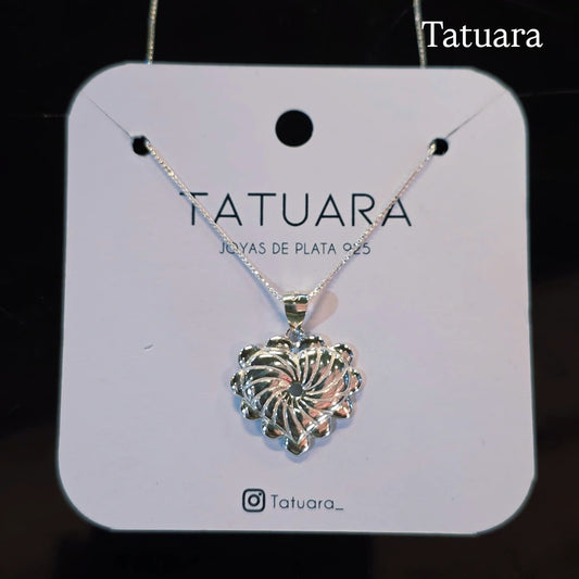 Collar corazón diseño