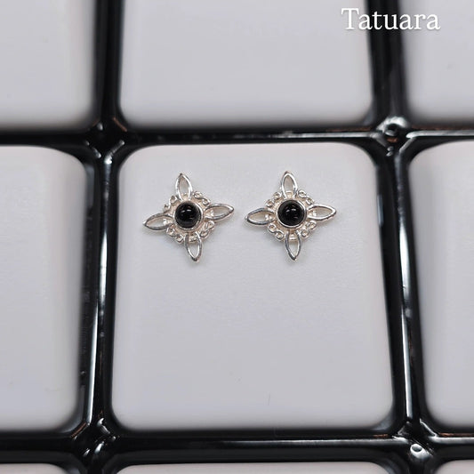 Aros apegados nudo de bruja onix