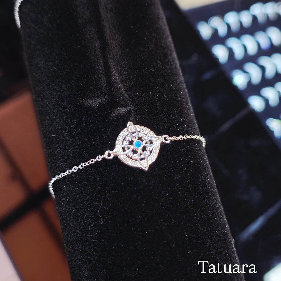 Pulsera nudo de bruja ópalo