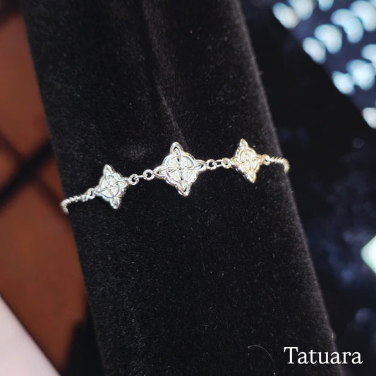 Pulsera nudo de bruja triple