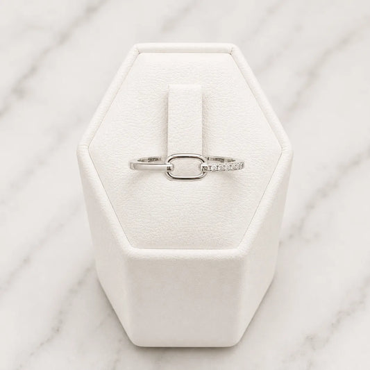 Anillo ovalado microcircón