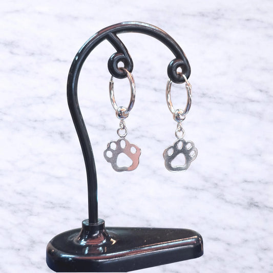Argollas con colgante patita de perro 12mm