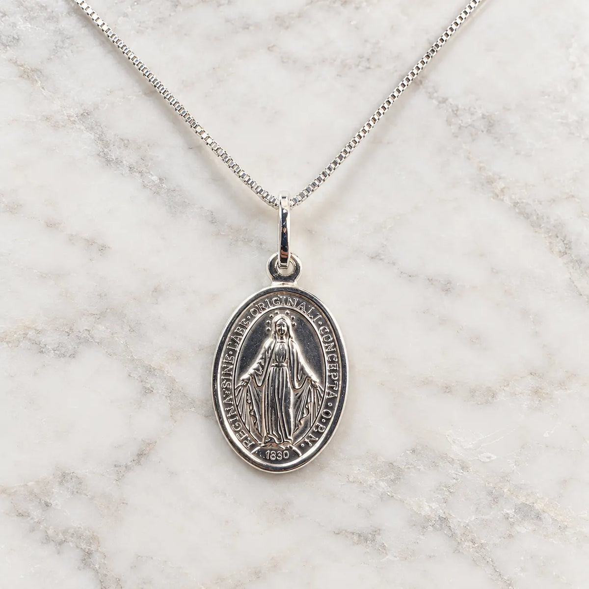 Collar virgen de los rayos (4)