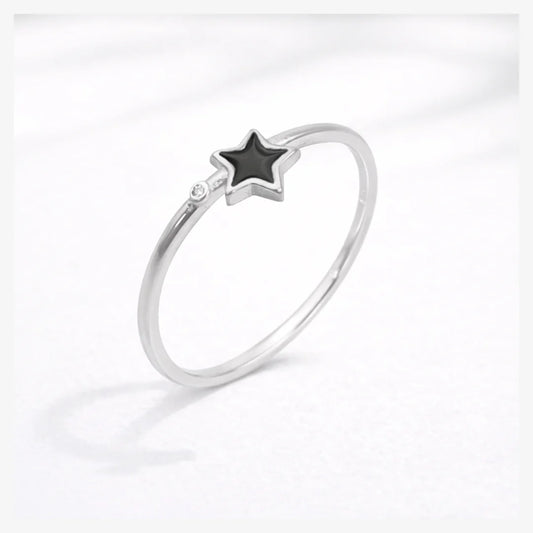 Anillo estrella circón onix