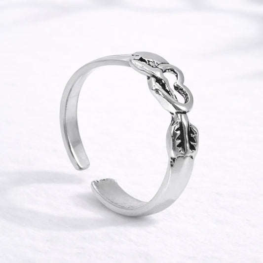 Anillo midi corazón flecha