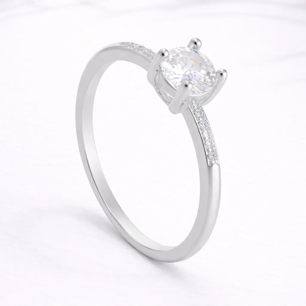 Anillo solitario circones