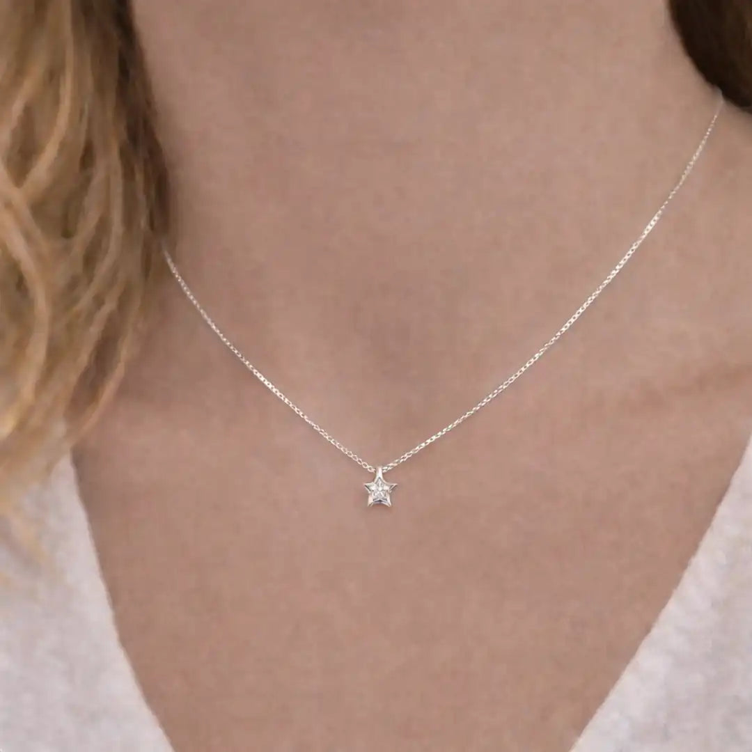 Collar punto luz estrella circon